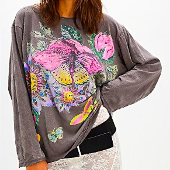 Magnolia Pearl Tops - Magnolia Pearl Flor De La Pasion Viggo Tee